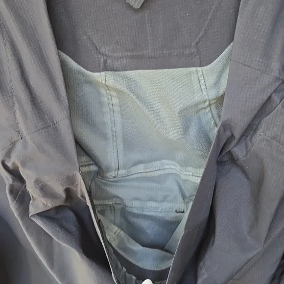 Patagonia black hooded windbreaker XS - Picture 8 of 13